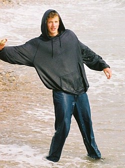 hoodie sweatshirt wet jeans